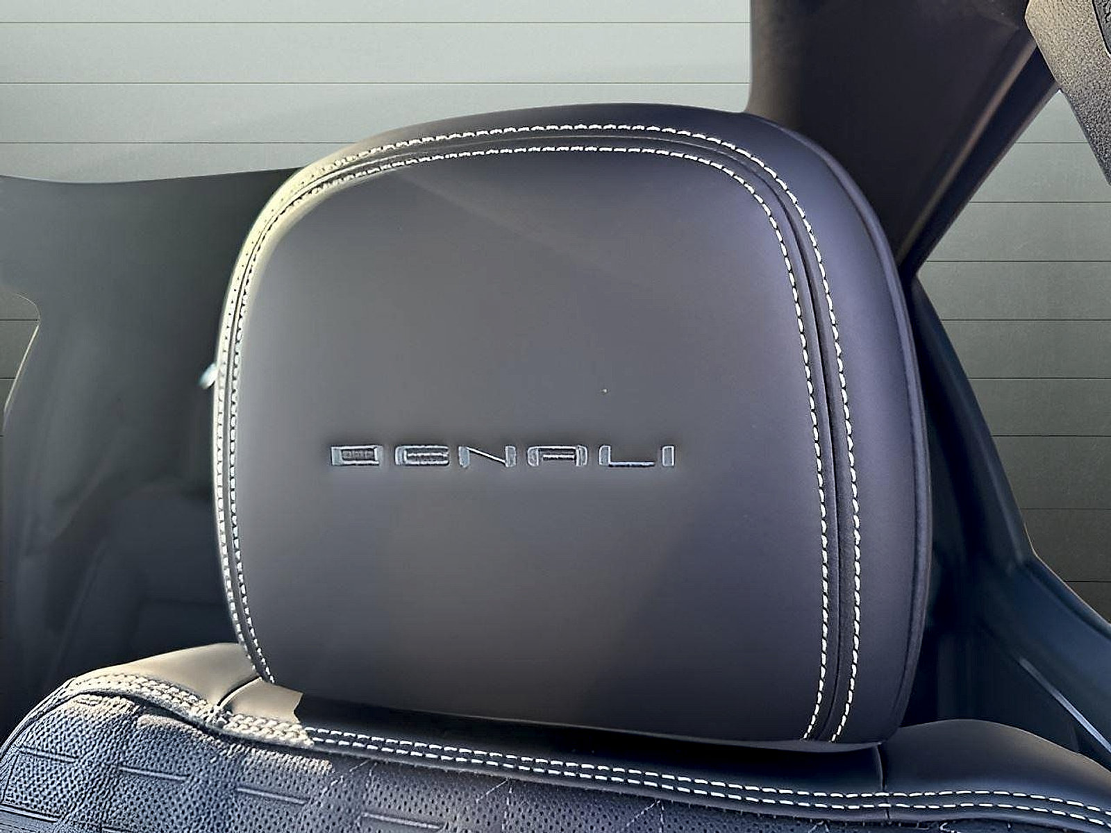 New 2024 GMC Sierra EV Denali AWD/4WD image 28