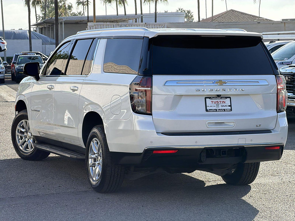 Used 2022 Chevrolet Suburban LT w/ Luxury Package AWD/4WD image 7