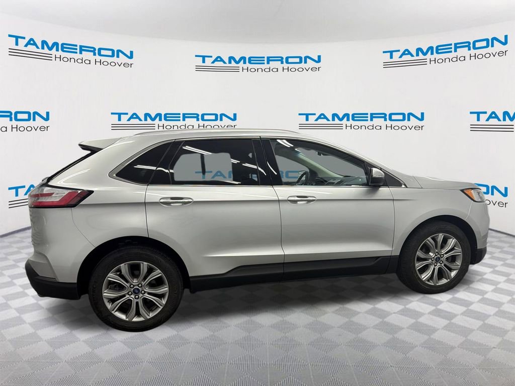 Used 2019 Ford Edge Titanium image 6