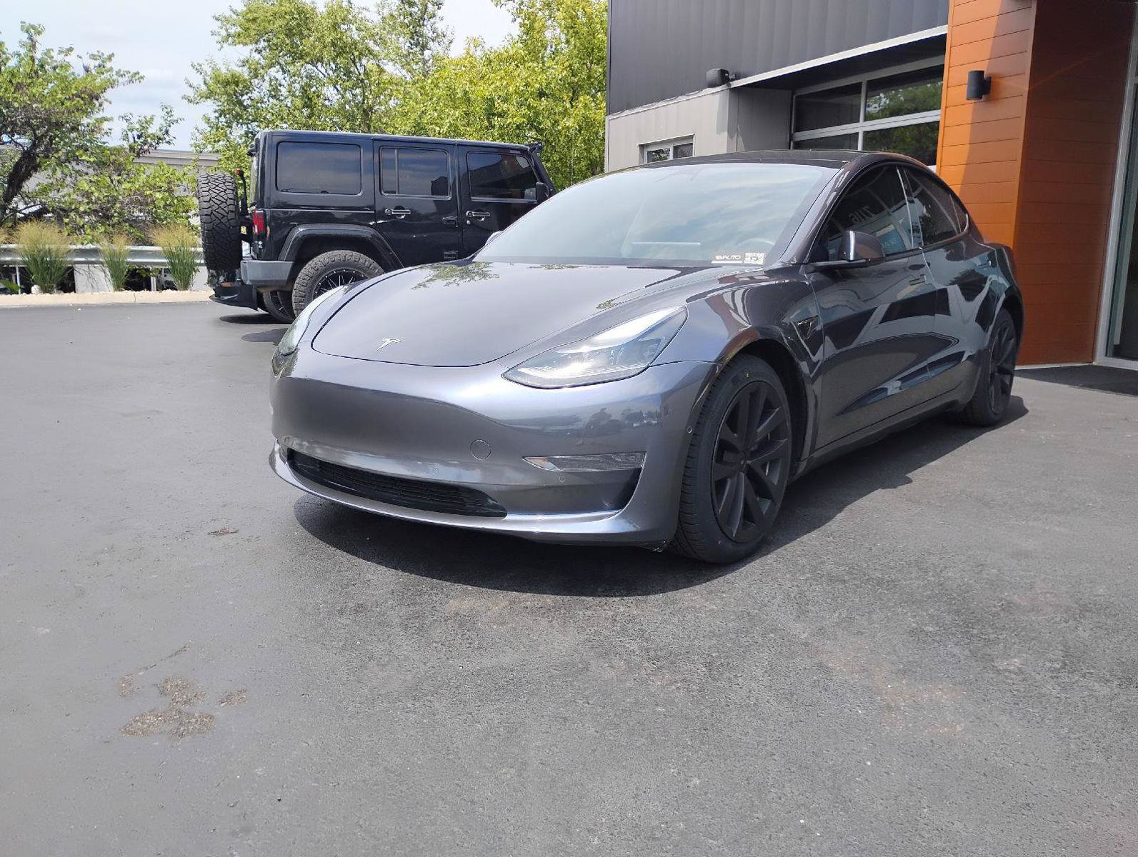 Used 2021 Tesla Model 3 Standard Range Plus RWD image 3