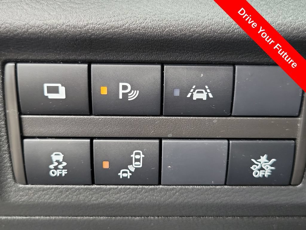 Used 2024 Nissan Kicks S FWD image 15