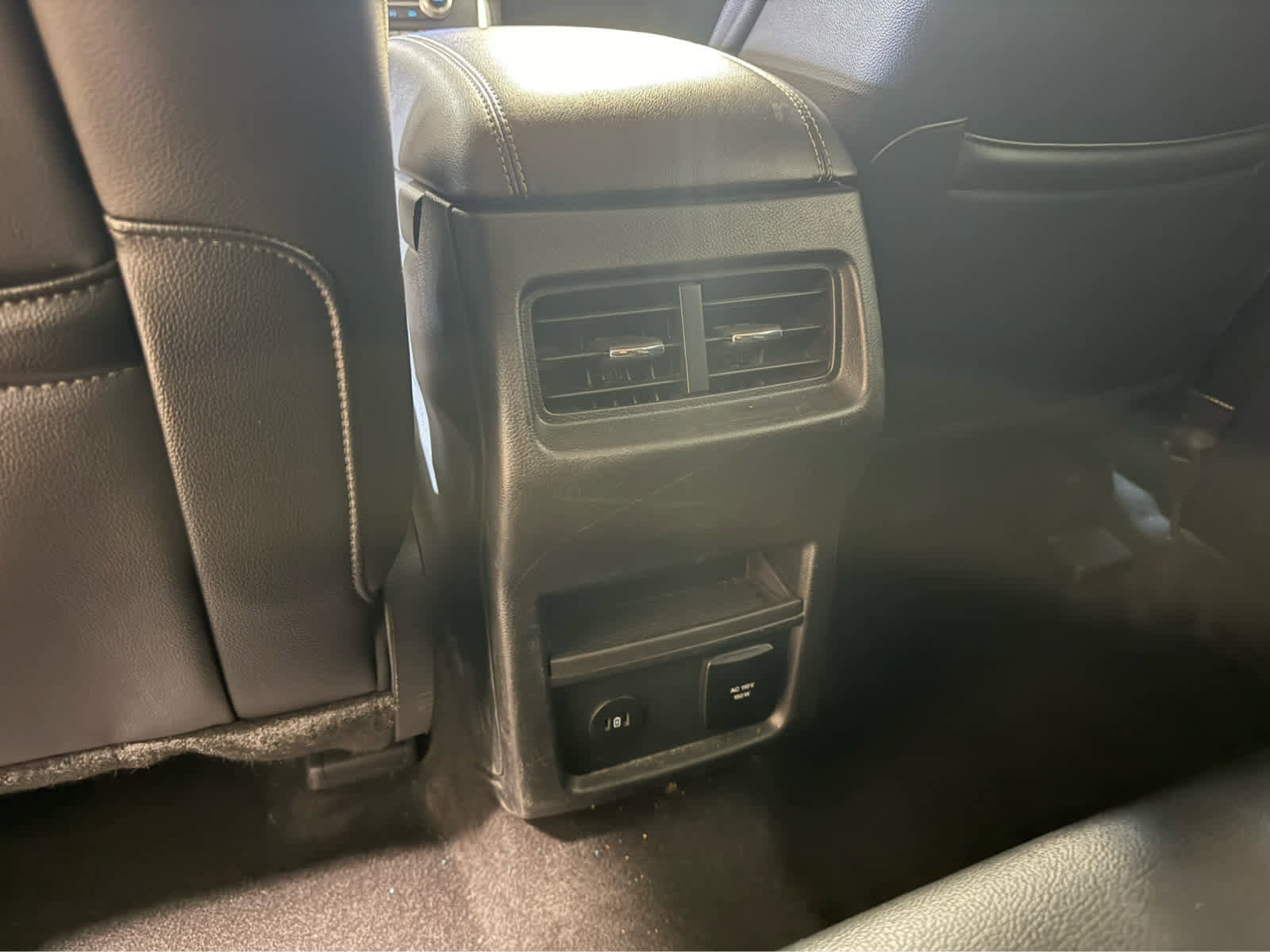 Used 2024 Ford Edge SEL image 17