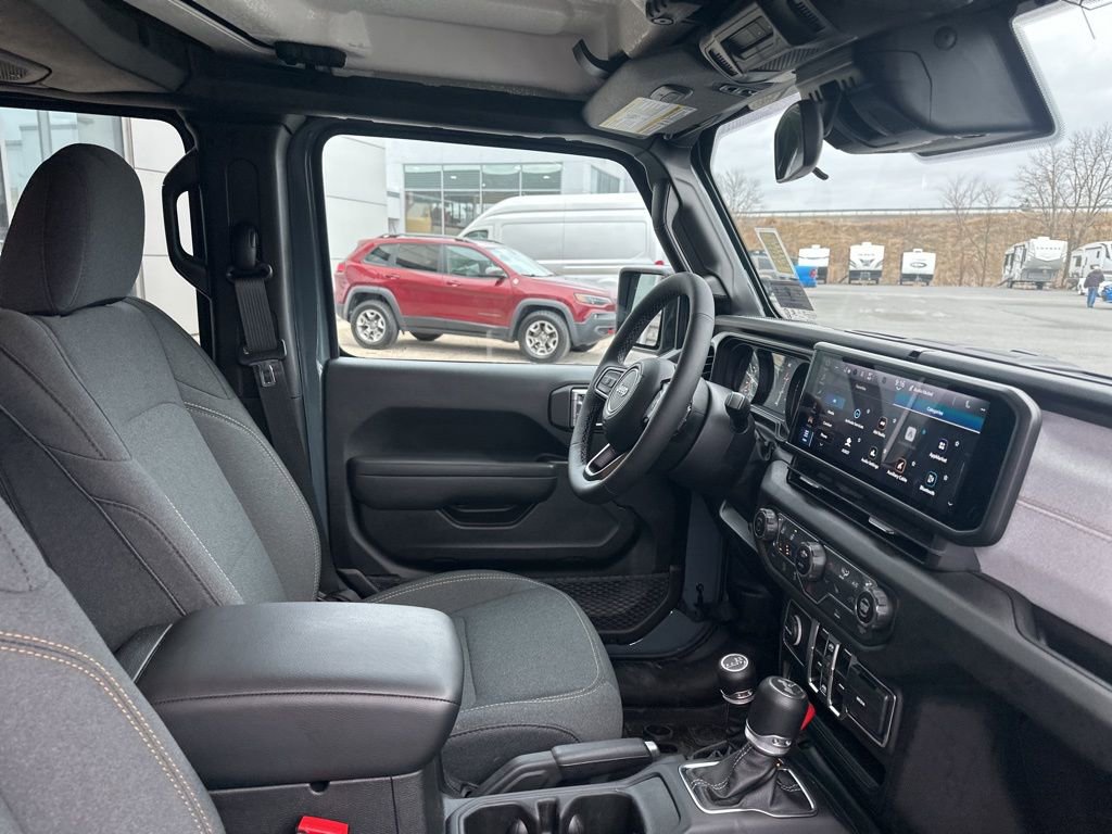 Used 2025 Jeep Wrangler Sport S image 60