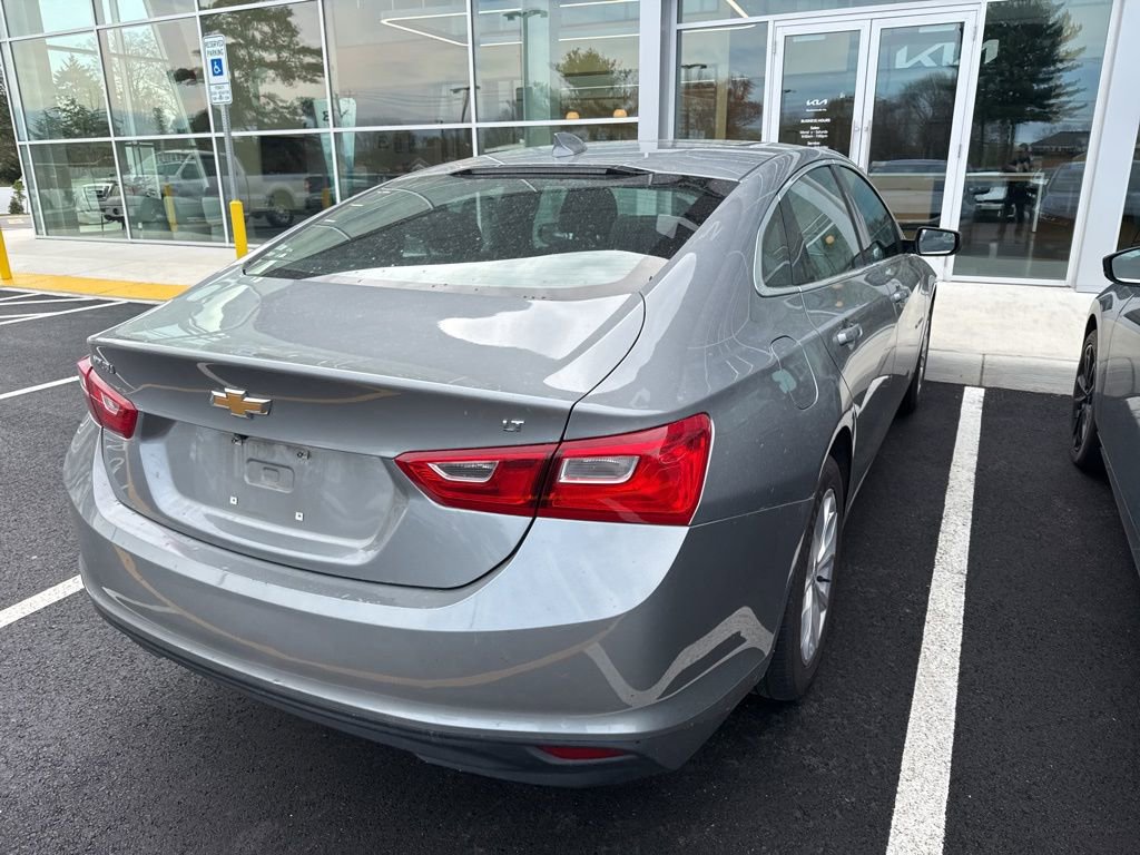 Used 2023 Chevrolet Malibu LT image 3