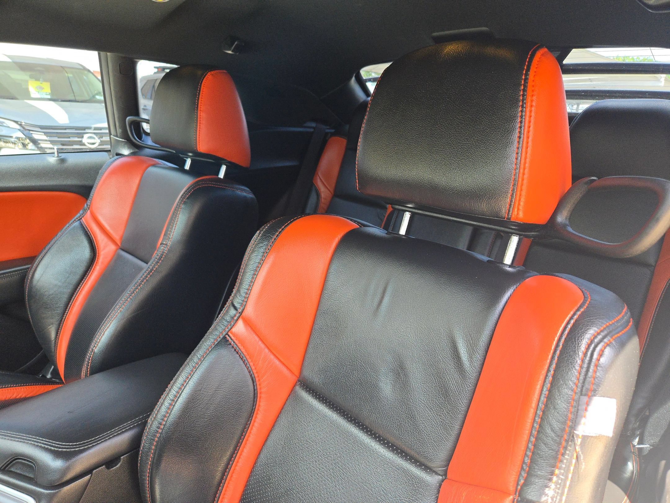 Used 2019 Dodge Challenger R/T w/ Driver Convenience Group RWD image 9