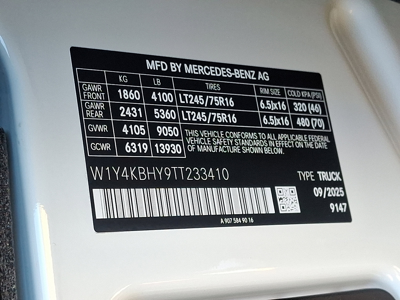 New 2026 Mercedes-Benz Sprinter 2500 image 19