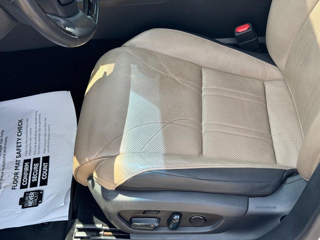 Used 2019 Lexus ES 350 w/ Accessory Package FWD image 18