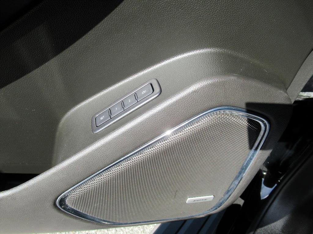 Used 2019 GMC Yukon XL Denali w/ Denali Ultimate Package image 23