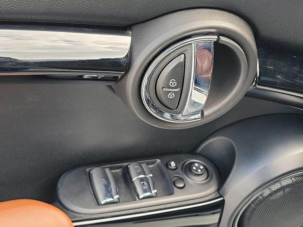 Used 2022 MINI Cooper John Cooper Works w/ Driver Assistance Package image 21