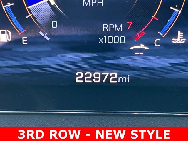 Certified 2025 Chevrolet Traverse LT FWD image 20