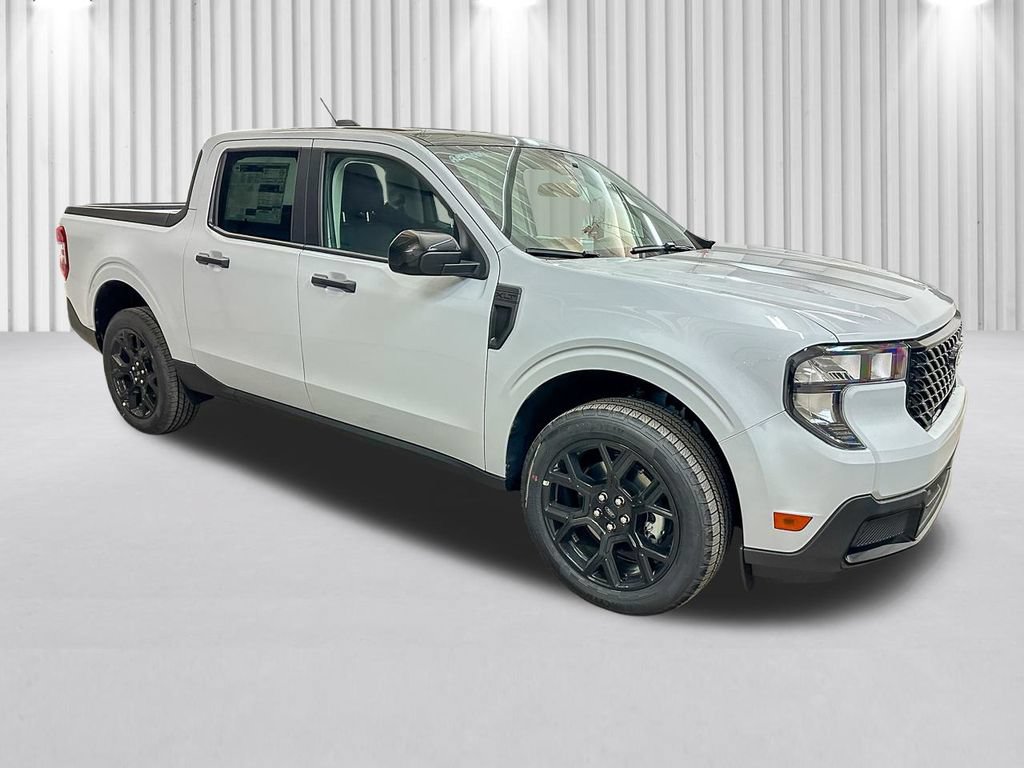 New 2026 Ford Maverick XLT w/ Equipment Group 301A AWD/4WD image 2