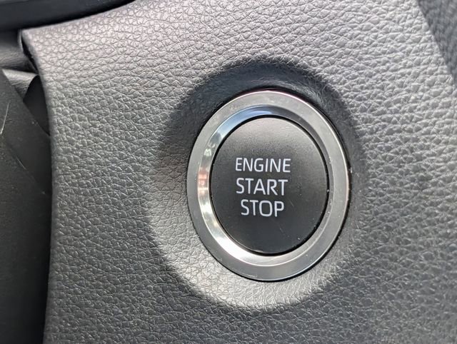 Used 2025 Toyota Corolla XSE image 19