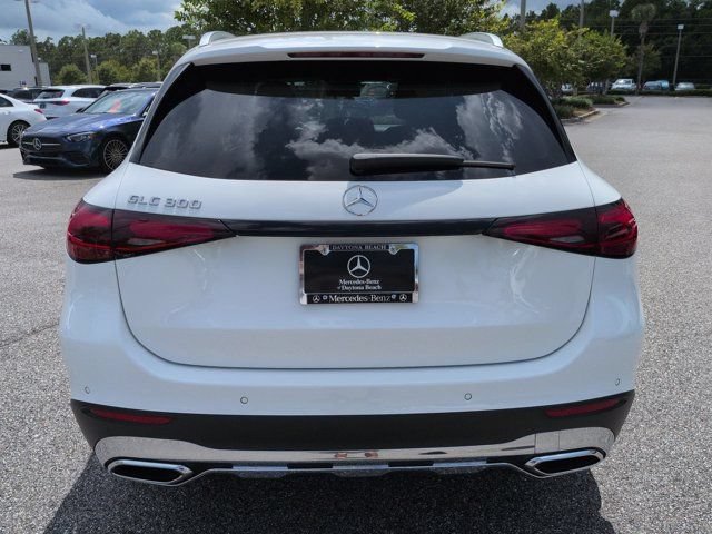 Certified 2026 Mercedes-Benz GLC 300 image 5