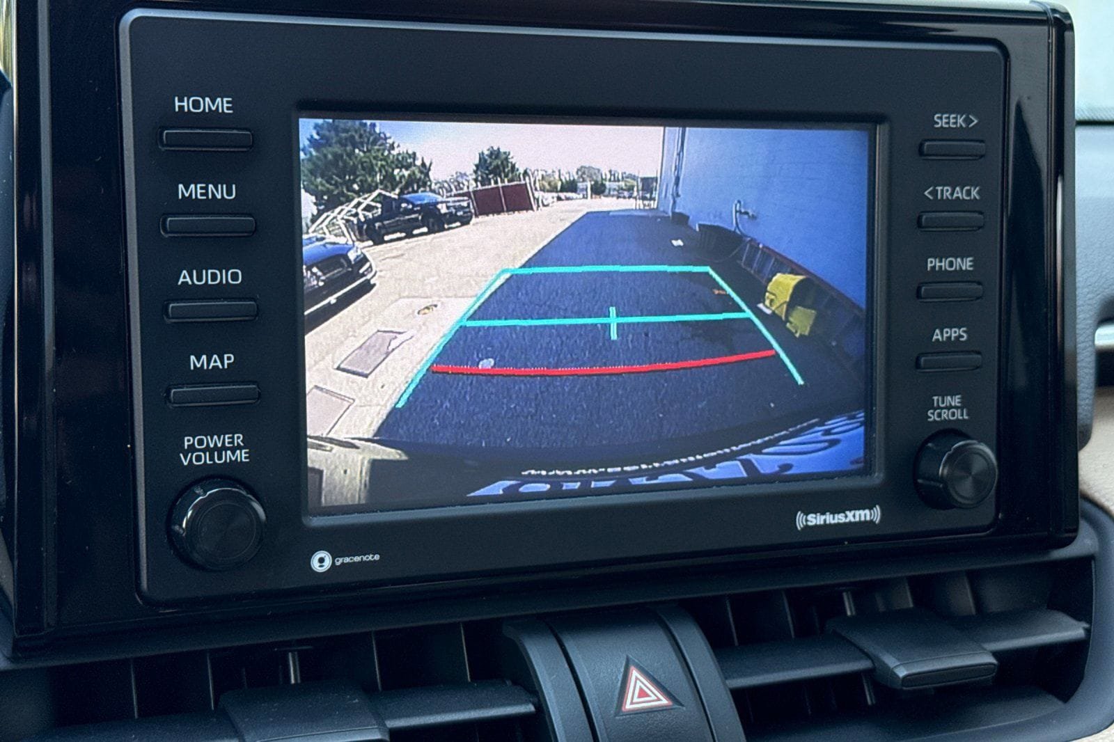 Used 2020 Toyota RAV4 LE w/ All Weather Liner Package AWD/4WD image 22