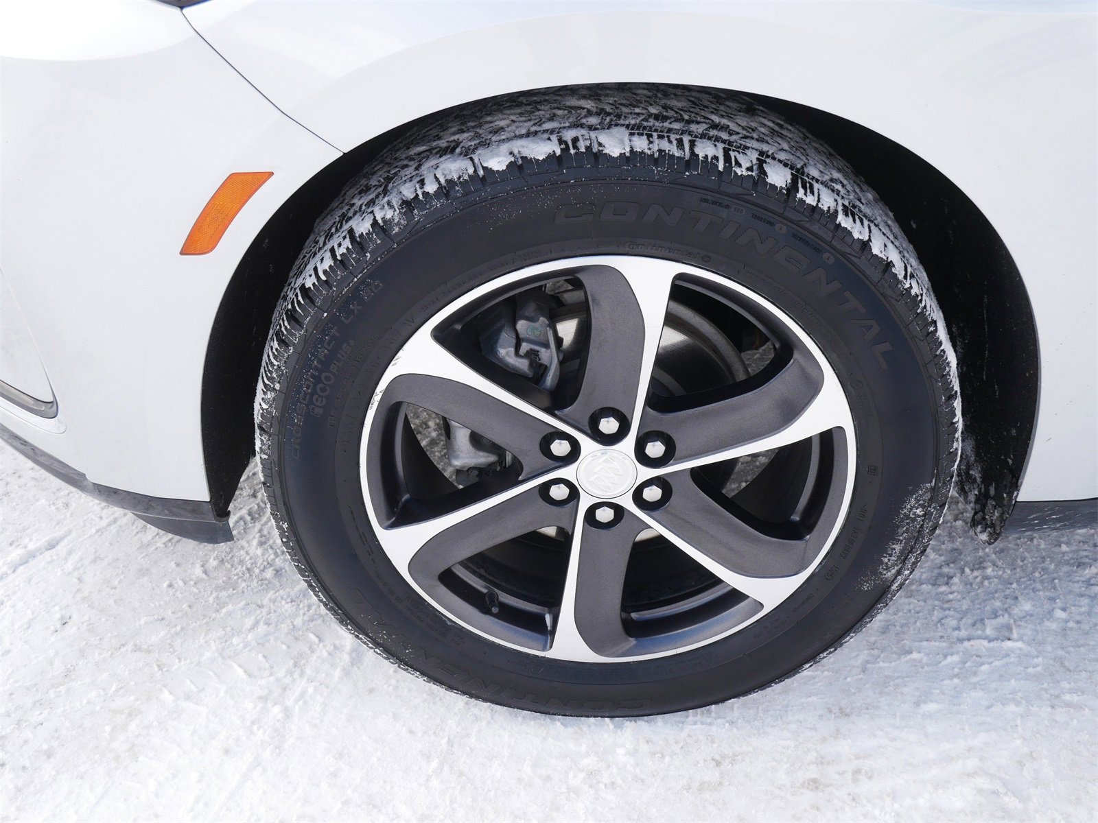 Used 2022 Buick Enclave Essence w/ Sport Touring Edition image 8