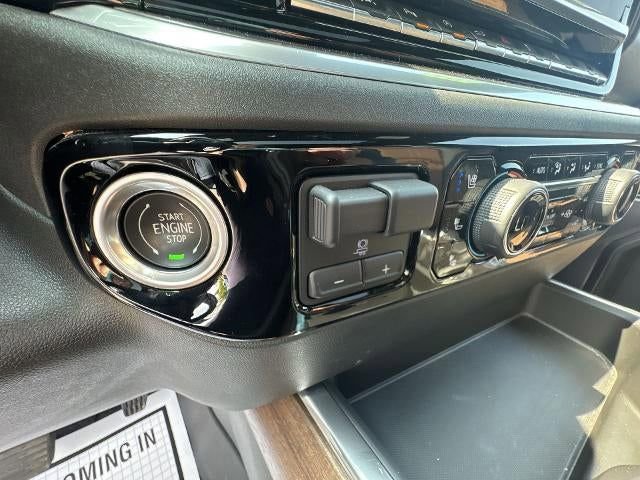 Used 2023 Chevrolet Silverado 1500 High Country w/ High Country Premium Package image 17