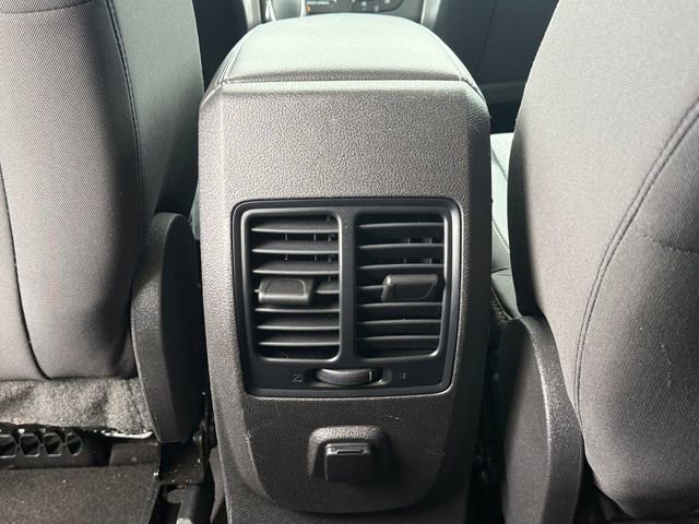 Used 2019 Ford Escape SE image 8