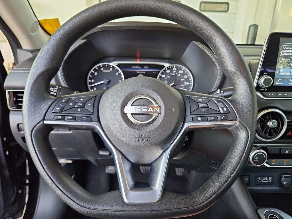 Used 2024 Nissan Sentra SV FWD image 9