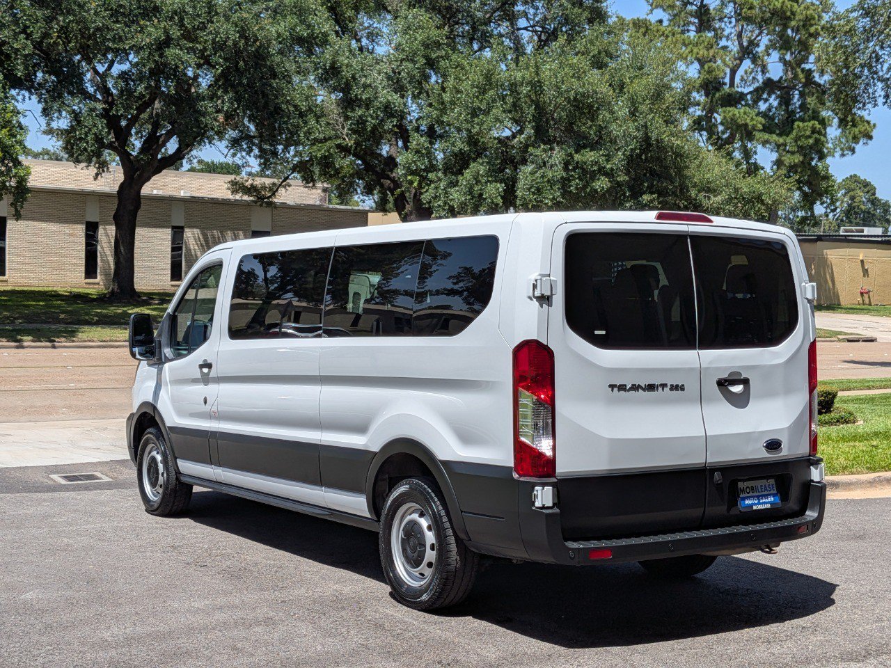 Used 2023 Ford Transit 350 XL RWD image 7