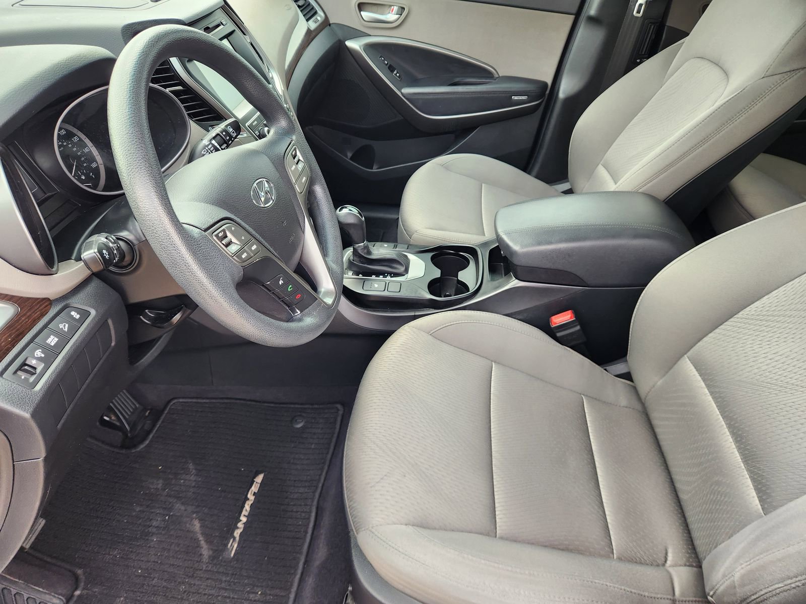 Used 2018 Hyundai Santa Fe Sport w/ 2.4L Value Package 02 image 13