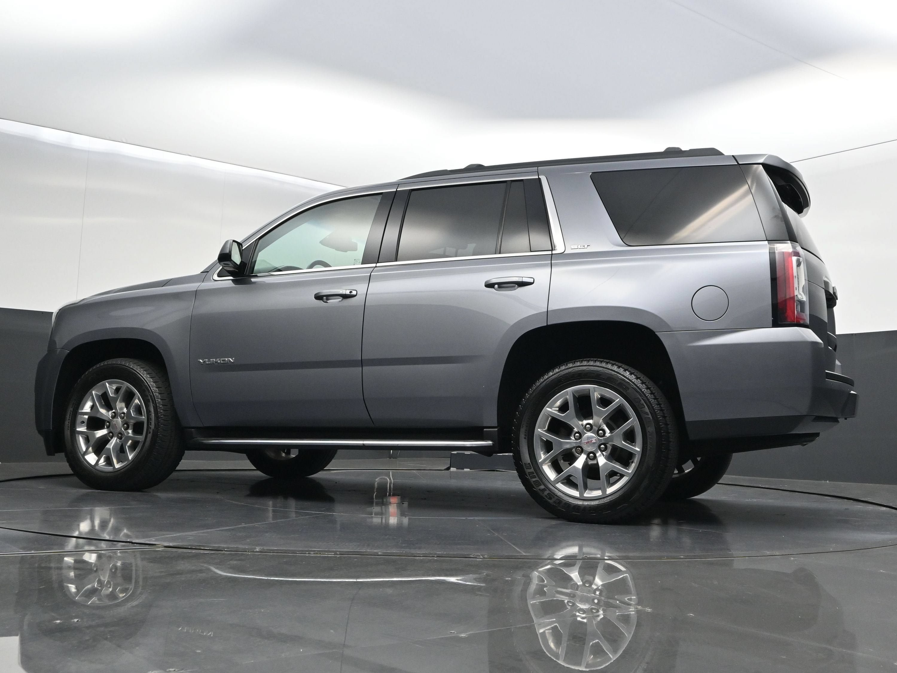 Used 2018 GMC Yukon SLT w/ Open Road Package AWD/4WD image 50