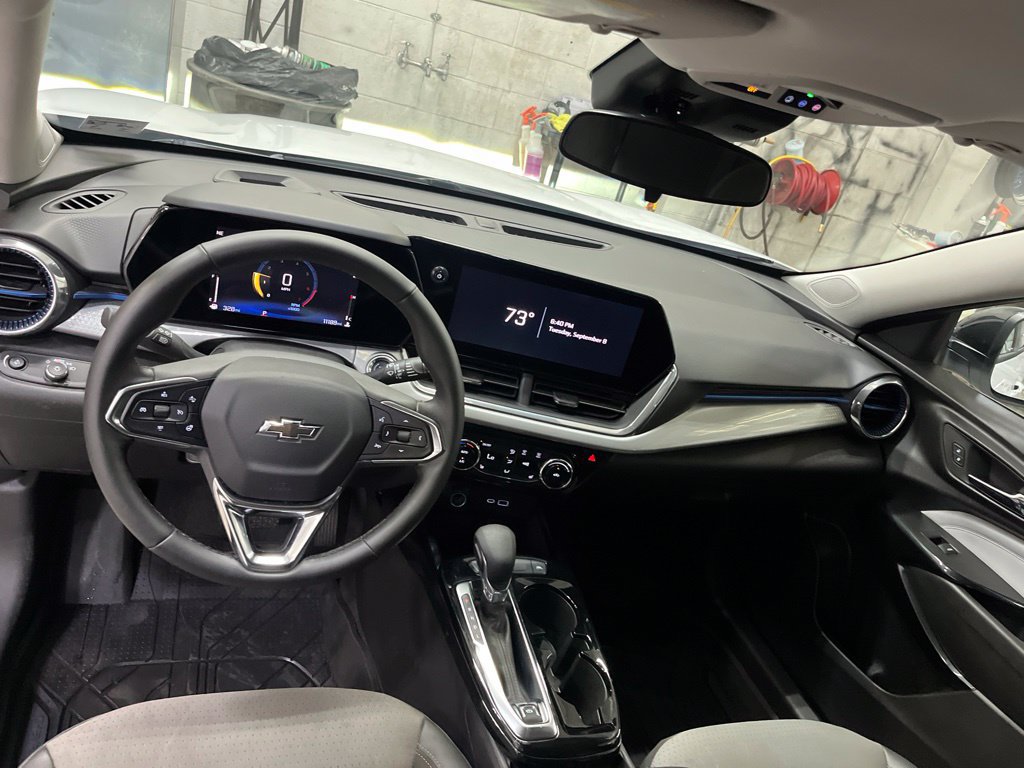 Used 2026 Chevrolet Trax LT w/ Midnight Edition FWD image 20