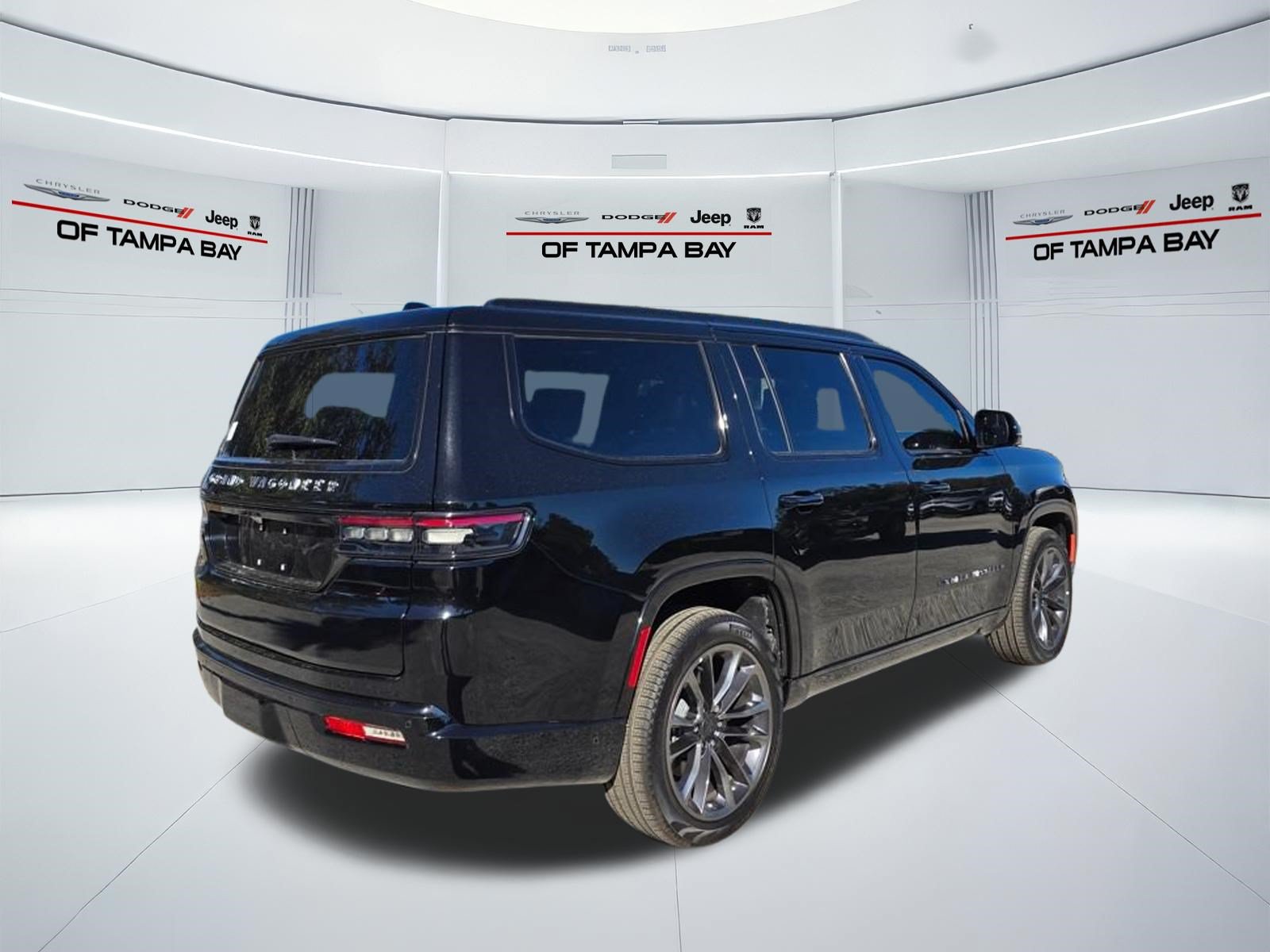 New 2025 Jeep Grand Wagoneer Series II Obsidian w/ Quick Order Packagew 28T AWD/4WD image 6