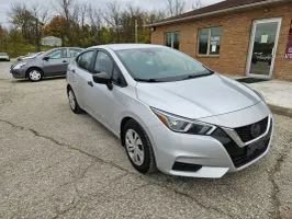 Used 2020 Nissan Versa S image 2