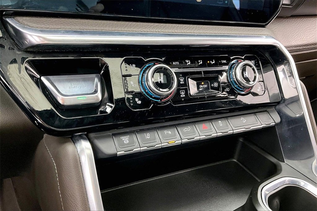 Used 2024 GMC Sierra 2500 Denali w/ Technology Package image 32