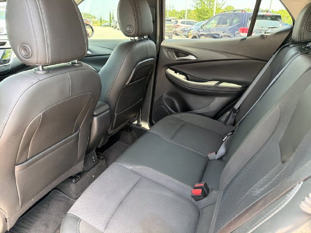 Used 2023 Buick Encore GX Preferred FWD image 21