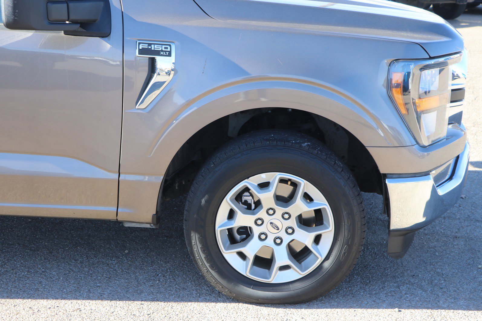 Used 2023 Ford F150 XLT image 9