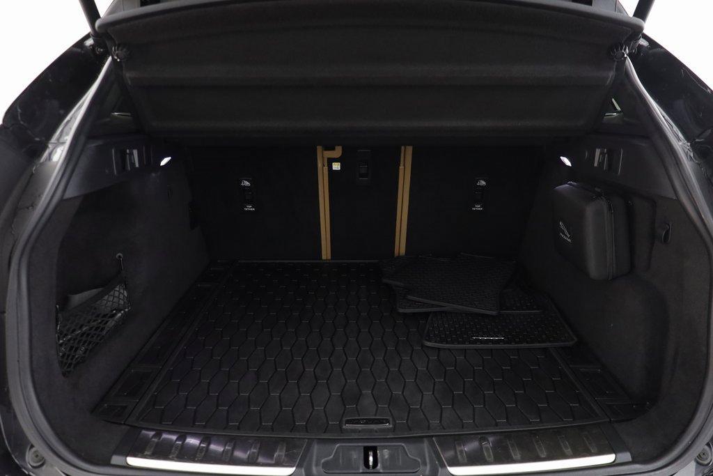 Used 2023 Jaguar F-PACE S image 19