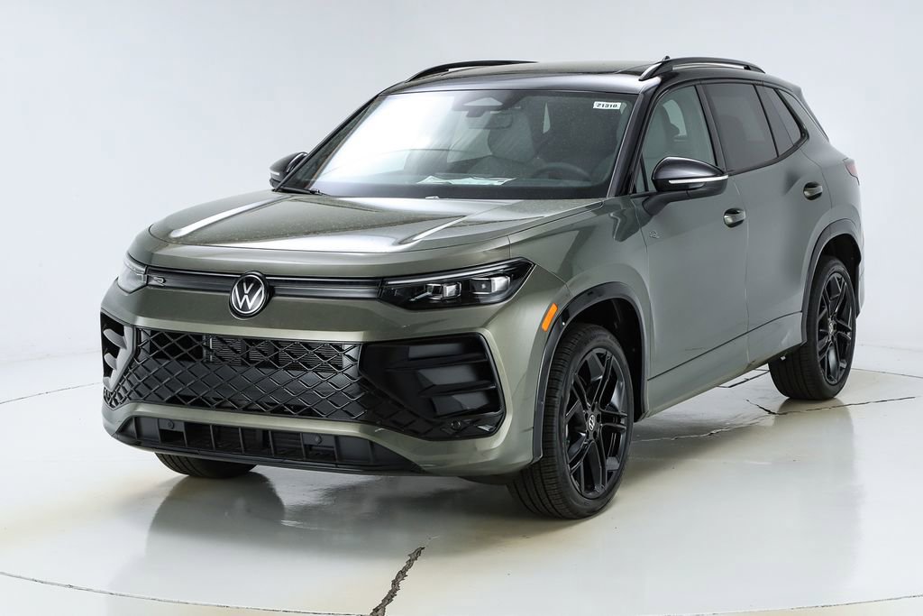 New 2026 Volkswagen Tiguan SE R-Line