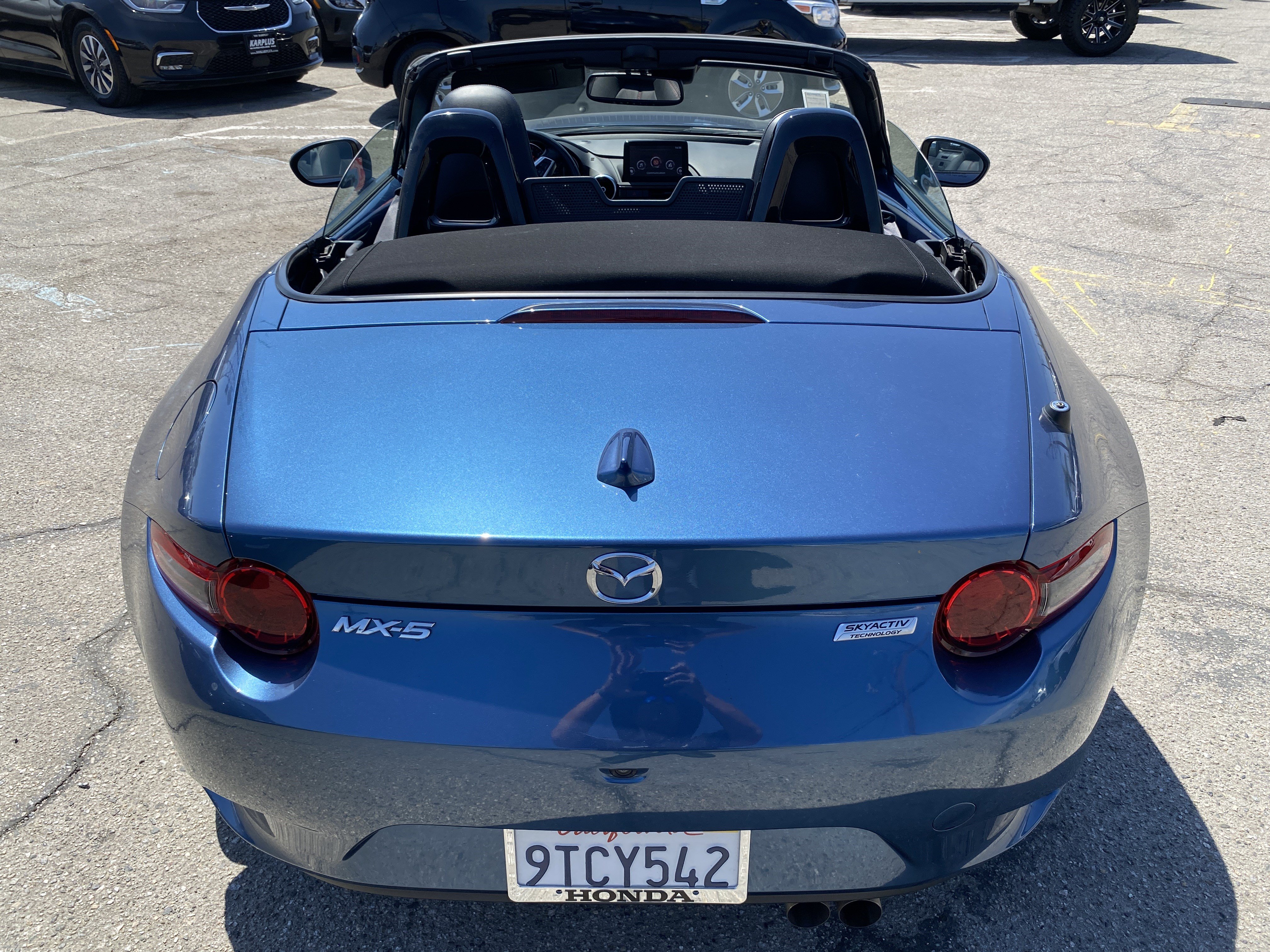 Used 2019 MAZDA MX-5 Miata Grand Touring w/ GT-S Package RWD image 17