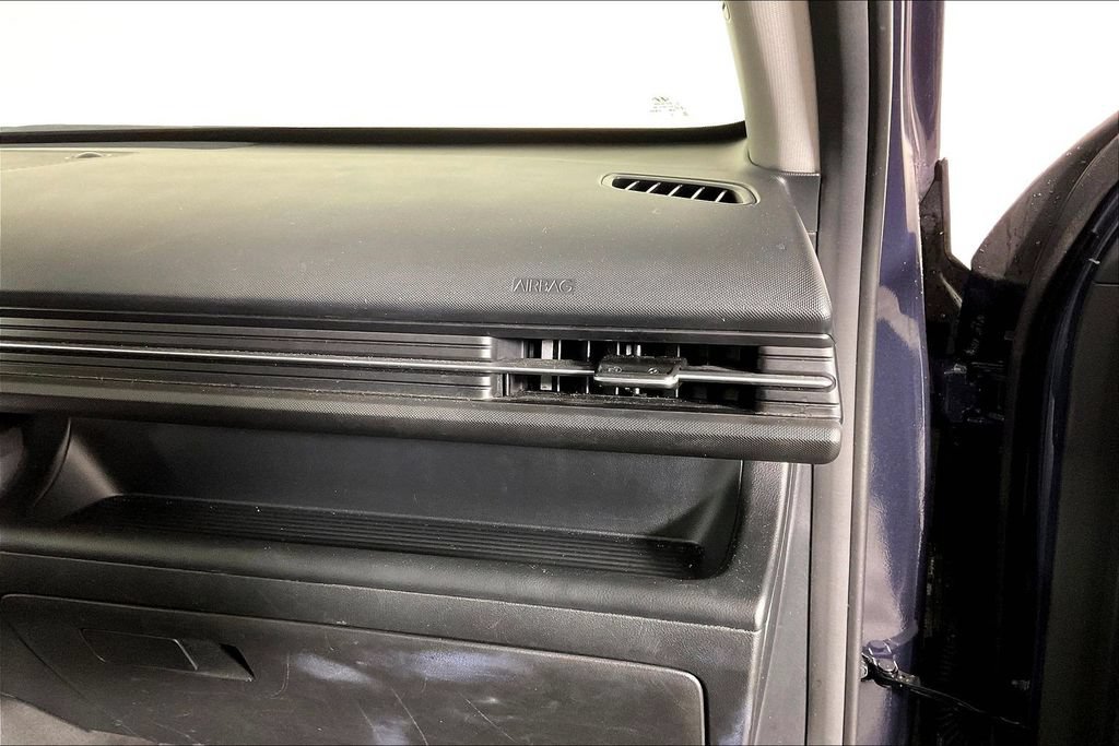 Used 2025 Hyundai Kona SEL FWD image 16
