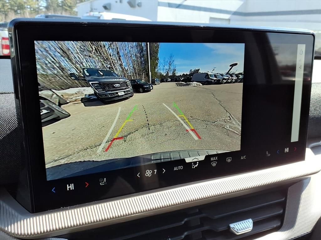 New 2026 Ford Explorer Active image 24