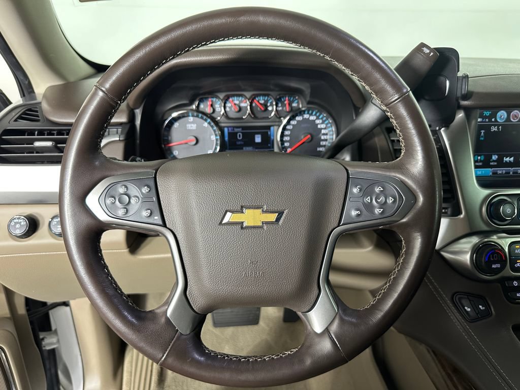 Used 2020 Chevrolet Suburban LT AWD/4WD image 12