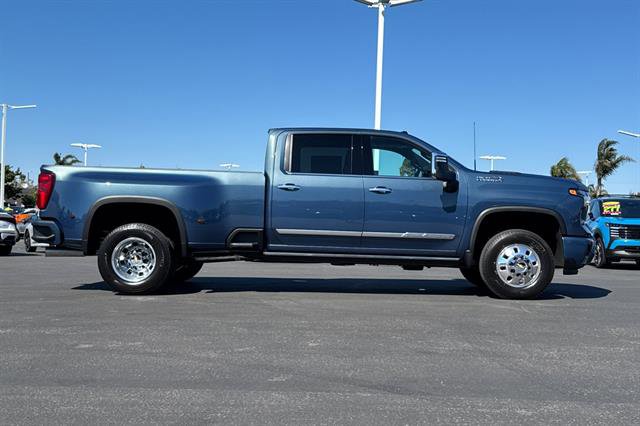 New 2026 Chevrolet Silverado 3500 High Country w/ Technology Package image 3