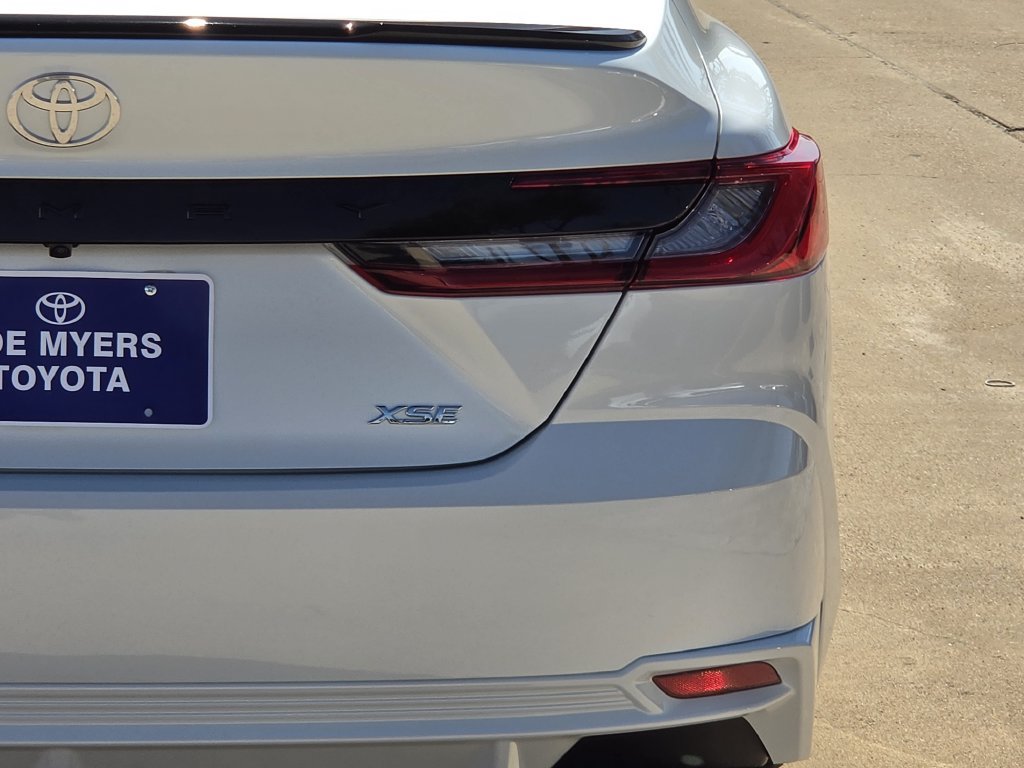 New 2026 Toyota Camry XSE FWD image 9