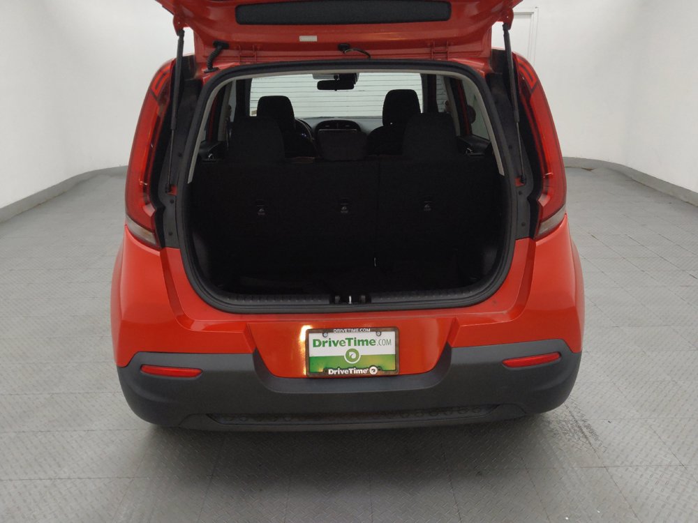 Used 2020 Kia Soul S FWD image 29