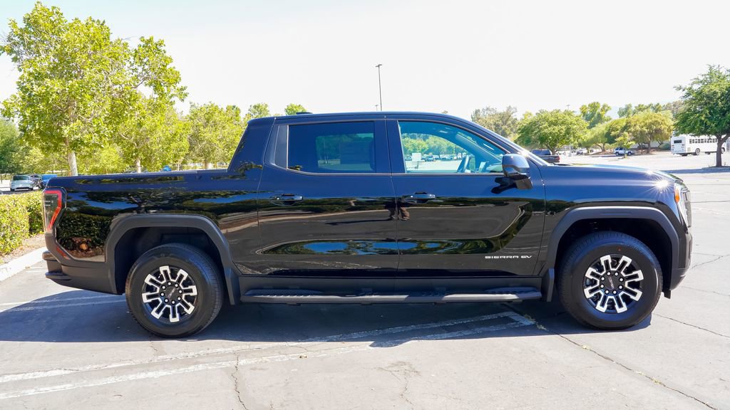 Used 2026 GMC Sierra EV Elevation image 10