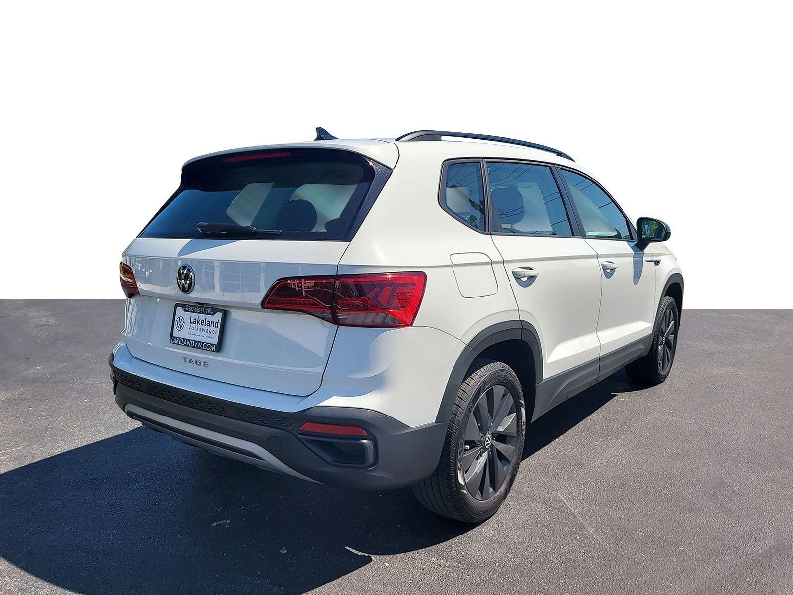 Used 2023 Volkswagen Taos S image 3