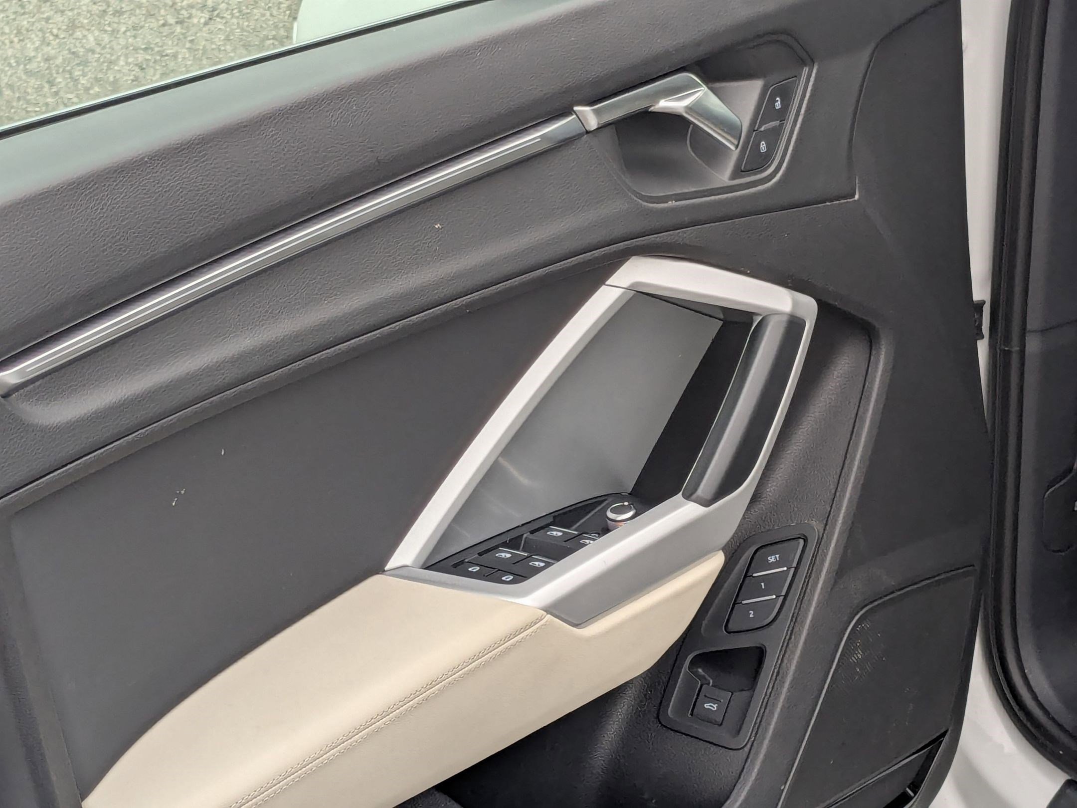 Used 2022 Audi Q3 2.0T Premium Plus w/ Premium Plus Package image 14