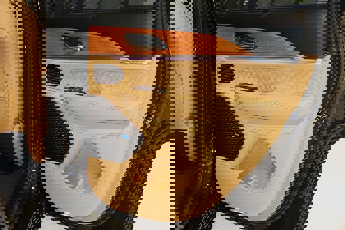 Used 2023 Jeep Grand Cherokee Summit image 77