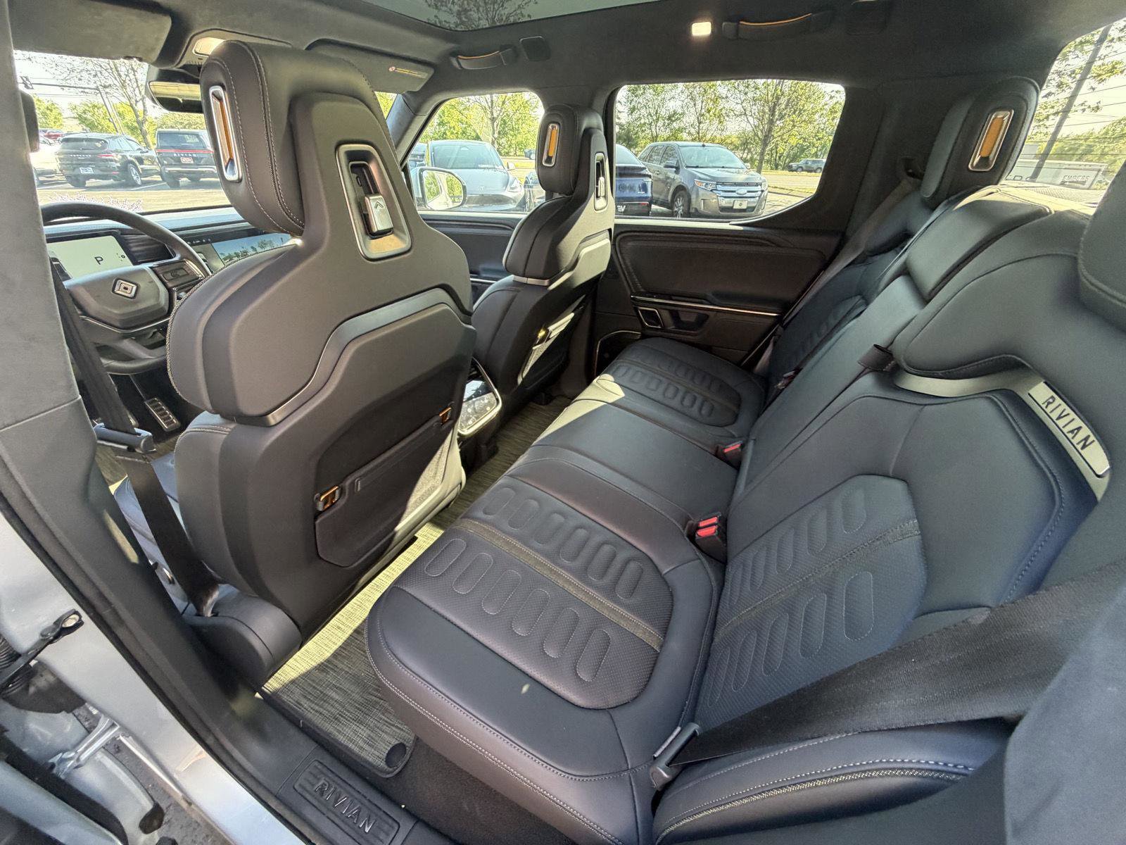 Used 2023 Rivian R1T Adventure image 16