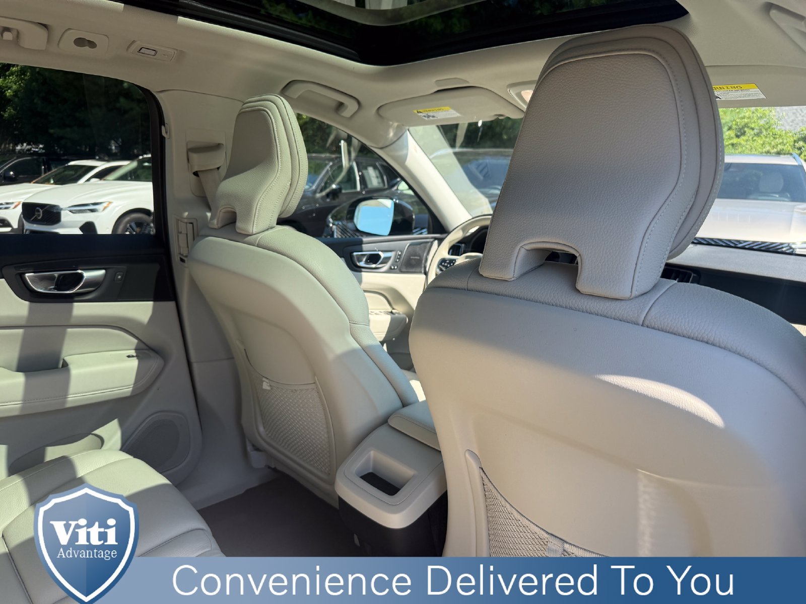Certified 2023 Volvo XC60 B5 Plus AWD/4WD image 27