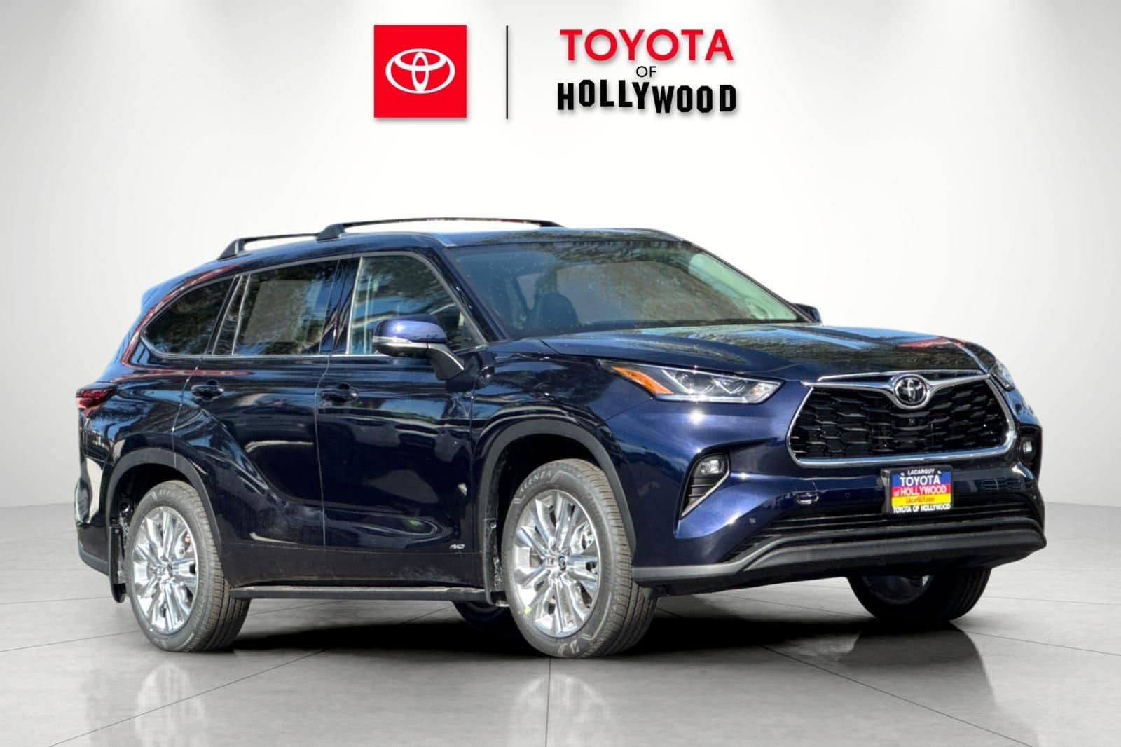 New 2026 Toyota Highlander Limited image 1
