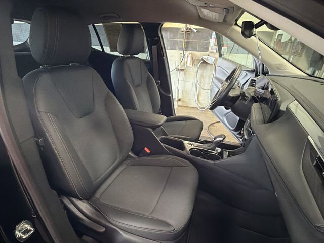 Certified 2024 Buick Encore GX Preferred FWD image 25