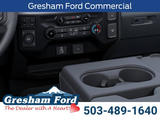 New 2027 Ford F250 XLT w/ Snow Plow/Camper Package AWD/4WD image 18