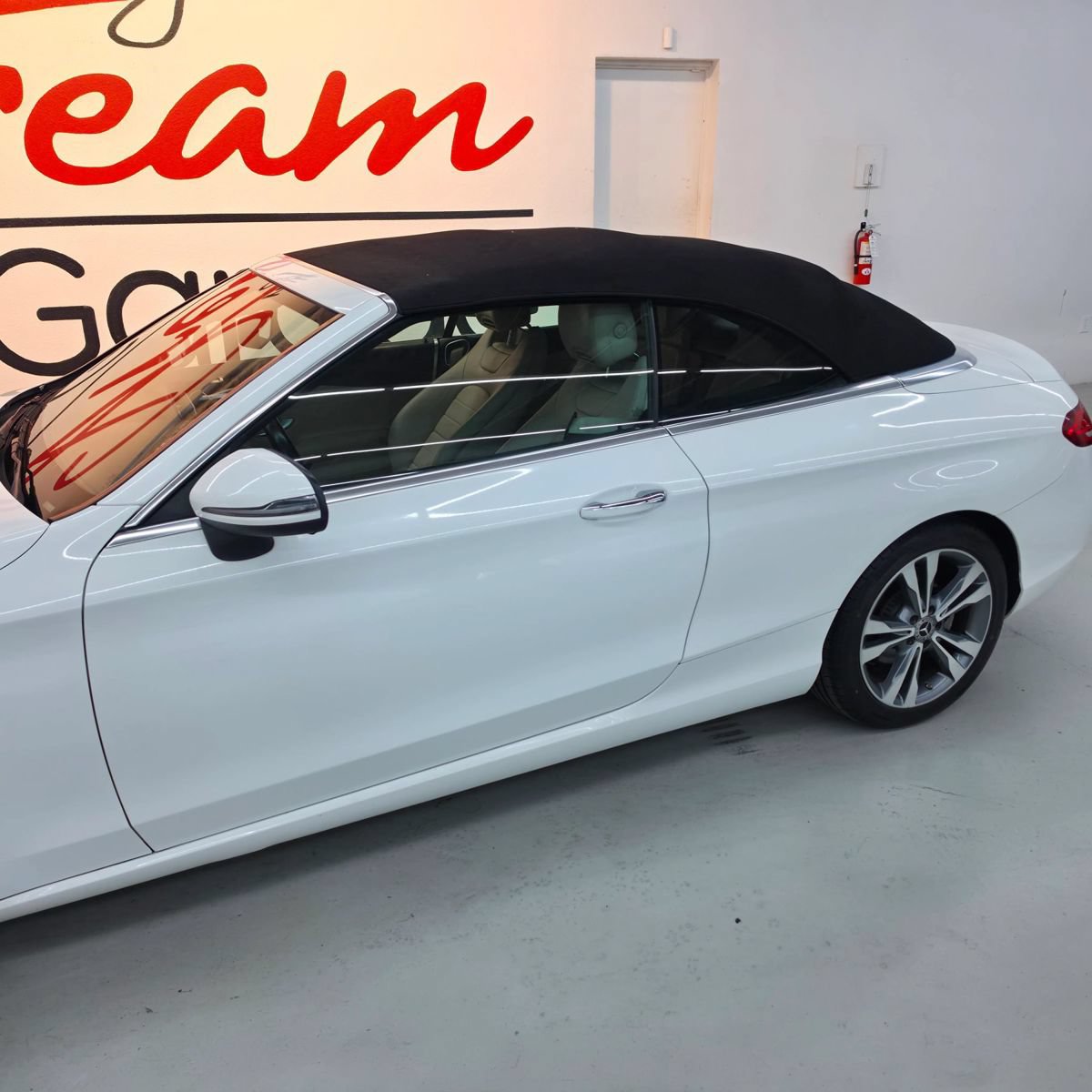 Used 2018 Mercedes-Benz C 300 Cabriolet image 6